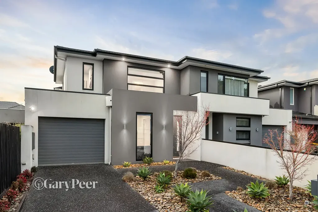 18B Winston Drive, Caulfield South, VIC 3162