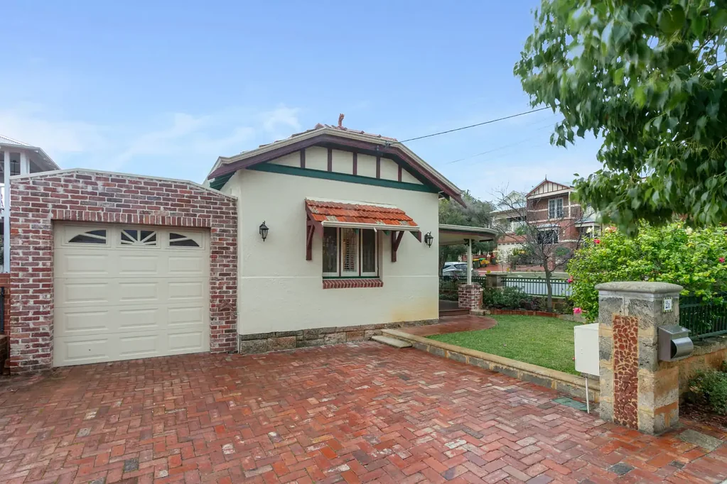 WOW!! 3x1x1 Home Boasting Value and Great Location