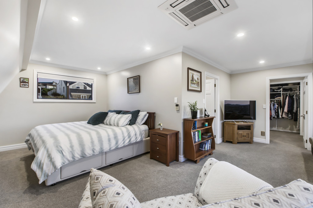 7 Pitlochry Place, Highland Park, Auckland - Manukau, 5部屋, 2バスルーム