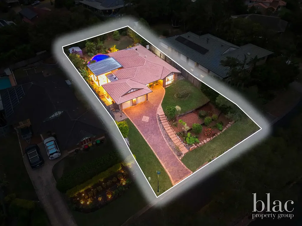 Petrie 4कमरा Elevated Living With Mountain Views in Petrie on Pine
