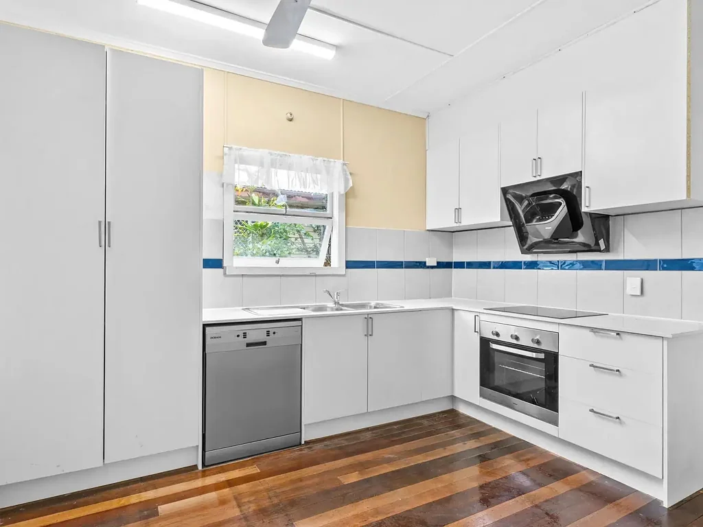 Freshly Renovated 3 Bedroom Home in Handy Location