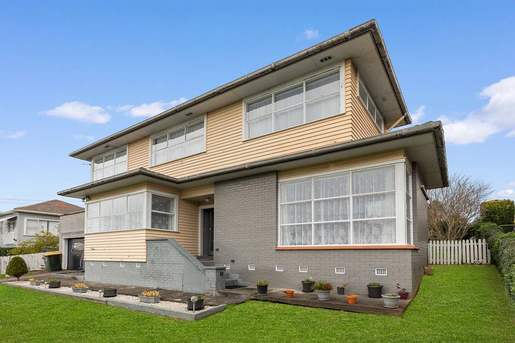 Papatoetoe 3Moenga Family Life or Solid Investment!