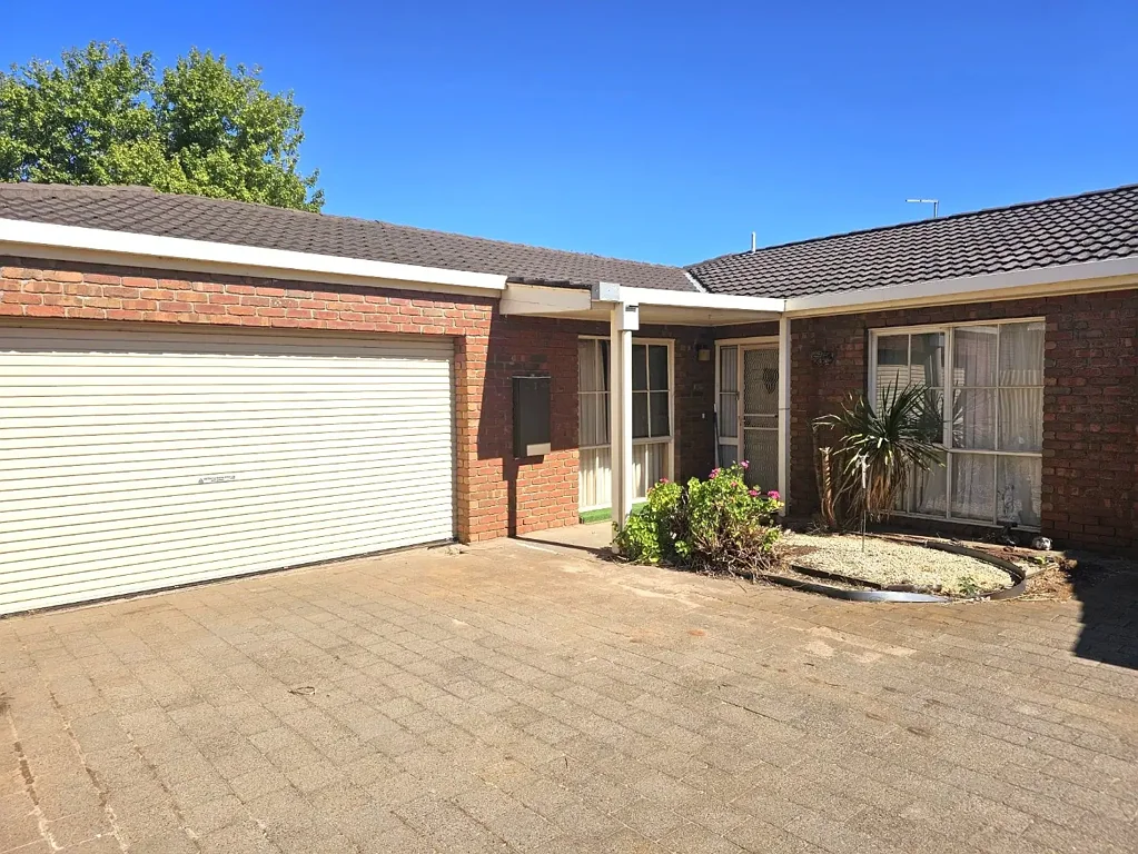3/122 Woods Street, Donald, VIC 3480
