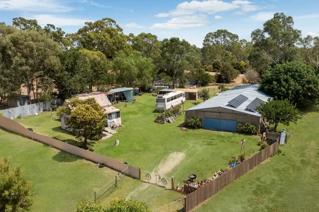 Heathcote 1 Bedroom Rare Opportunity