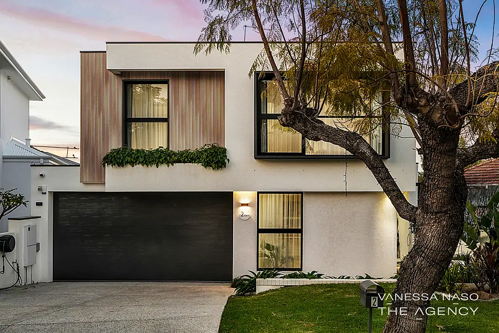 2 Craigie Crescent, Manning, WA 6152