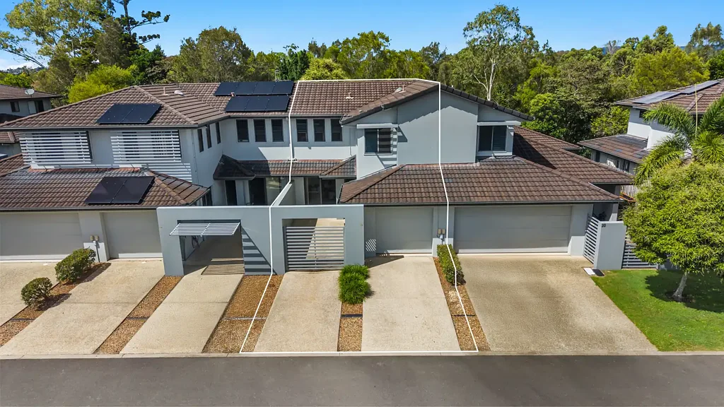 19/2 Catalina Way, Upper Coomera, QLD 4209