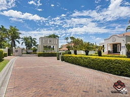 70/60 Caseys Road, Hope Island