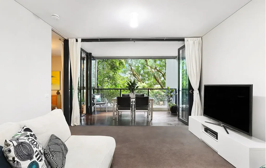 FURNISHED ONE BEDROOM PLUS STUDY- CAR SPACE AVAIL separately