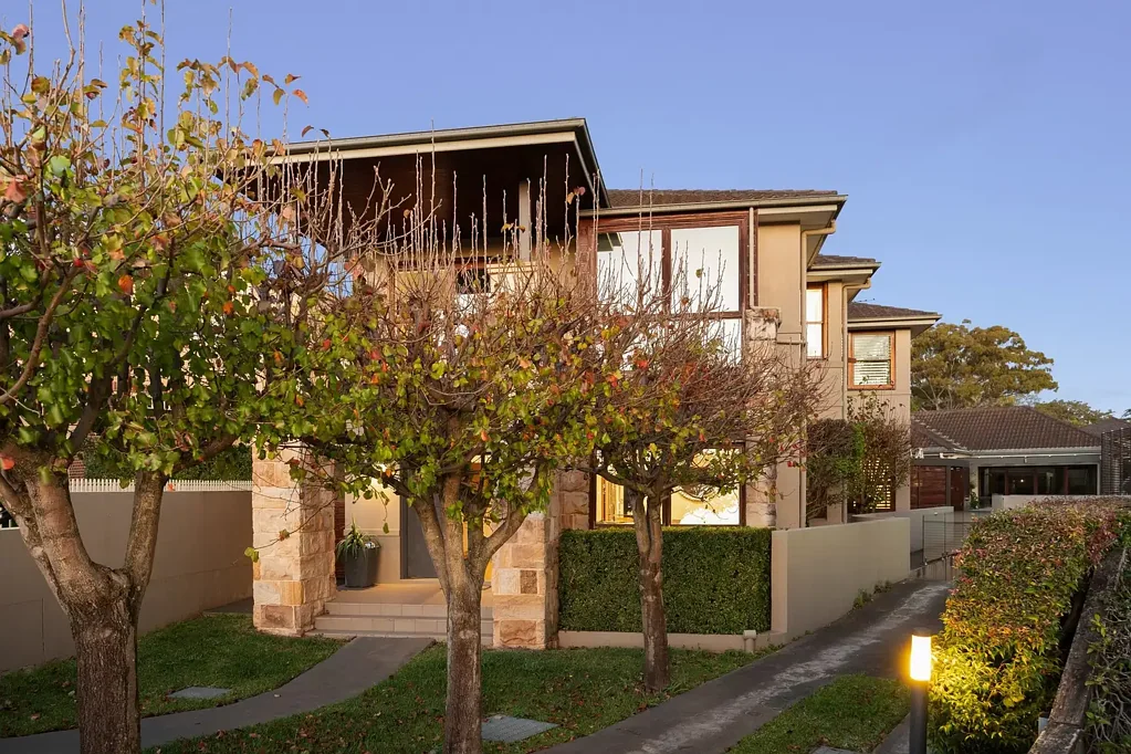 Drummoyne 4房 海湾与公园旁的奢华家庭生活 Luxurious family luxury by the Bay & Park