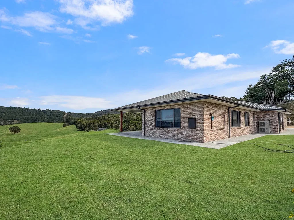 Brand New Rural Retreat with Stunning Views & Modern Luxury!