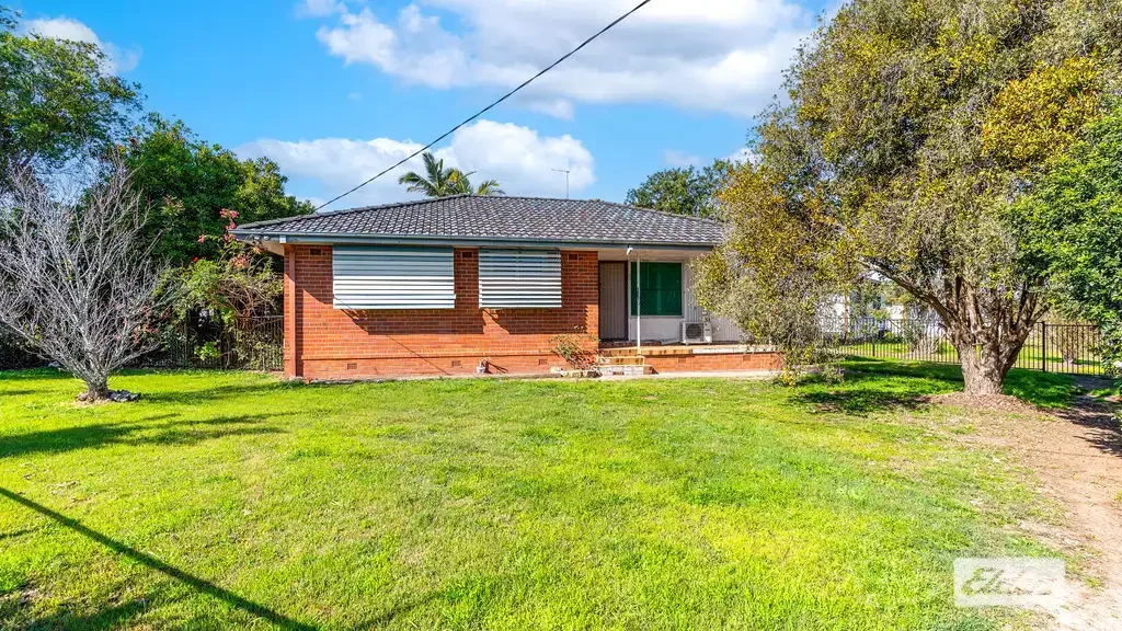 Taree 3房  Prime Investment on Large Corner Block | Close to Town, Schools & Shops