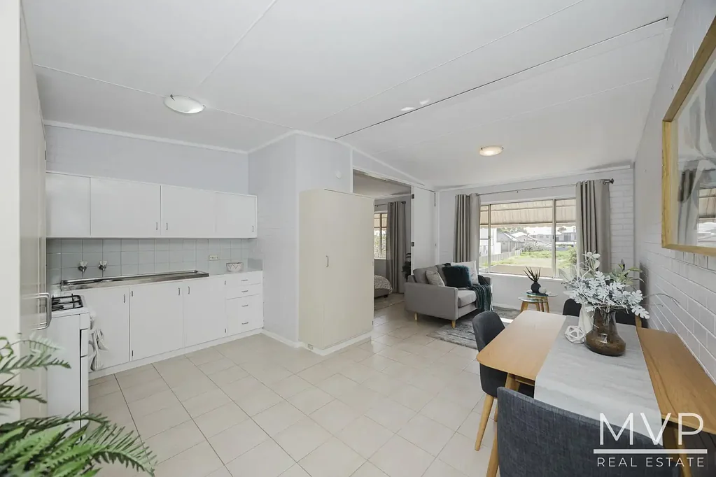 Palmyra 1房  Small Complex, Apartment Living!