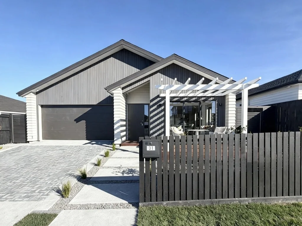 Milldale 4房  A Standout Single-Level Home in Milldale