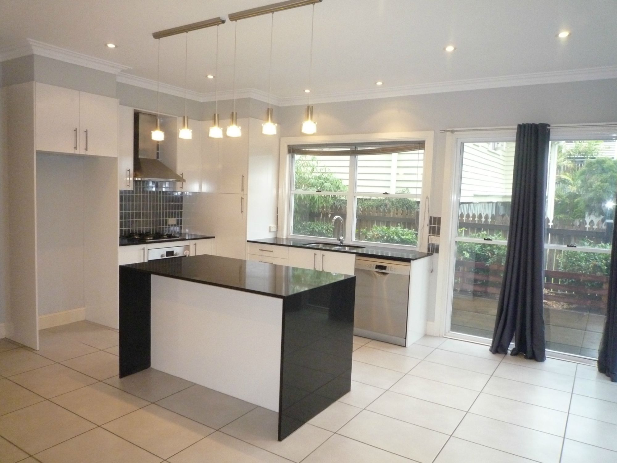 276 RAINBOW ST, SHORNCLIFFE QLD 4017, 0 habitaciones, 0 baños, House