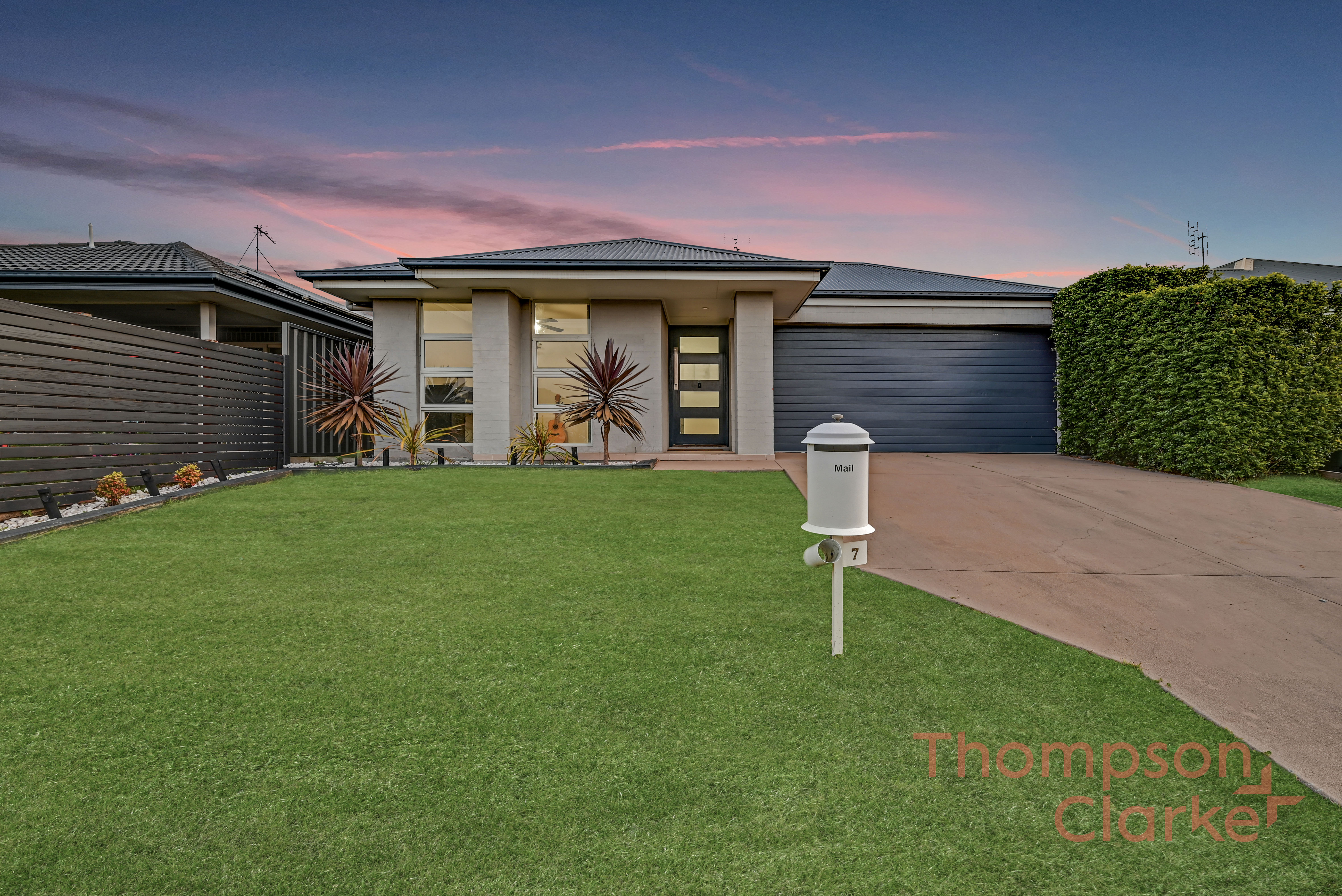 7 HAYWORTH ST, RUTHERFORD NSW 2320, 0 habitaciones, 0 baños, House