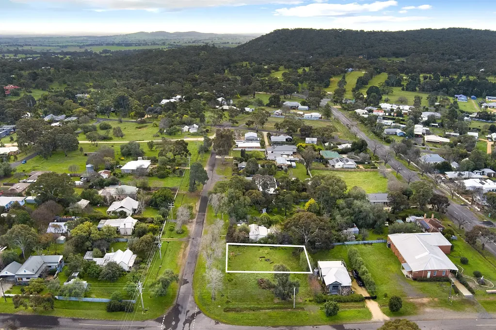 Maldon A Rare Maldon Gem: Build Your Dream Lifestyle in Central Victoria