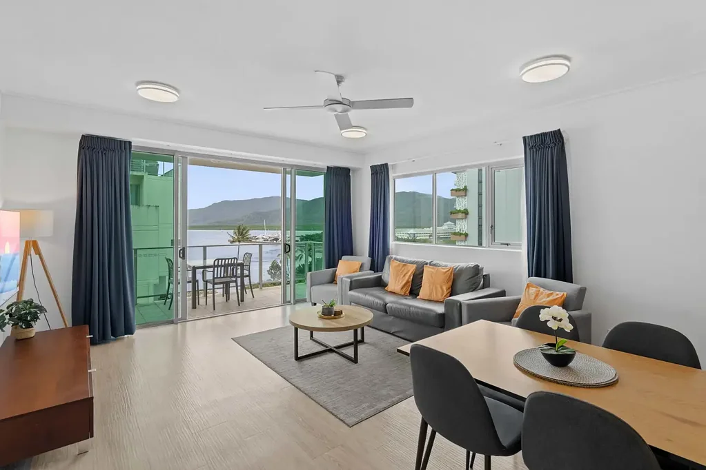 Cairns City 2房  Esplanade & mountain views, flexible dual-key opportunity in Mantra Trilogy