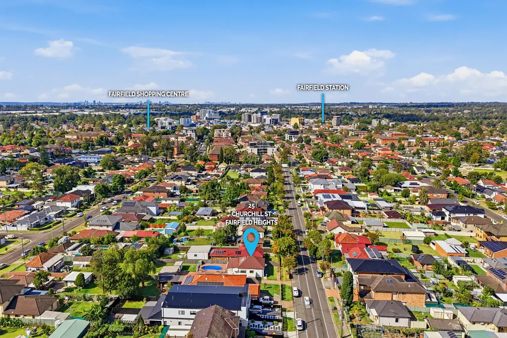 Fairfield Heights 5ห้องนอน RARE 822SQM R3 ZONED OPPORTUNITY - OPEN TO VIEW SATURDAY 11-11.30AM