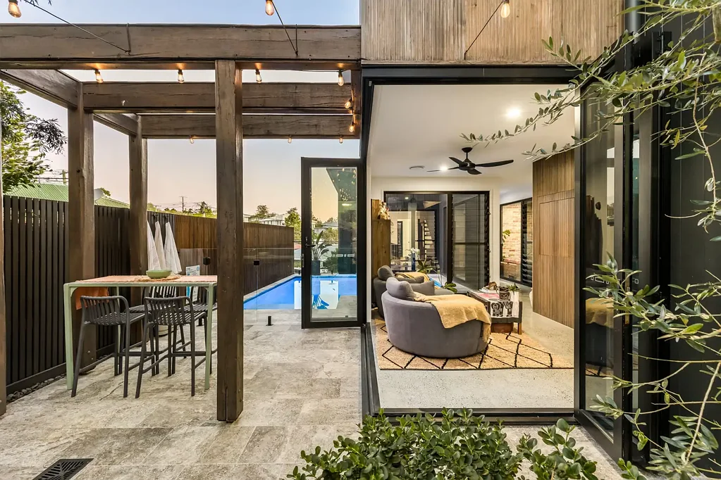 Seven Hills 5 Bedroom Where Sustainable Living Meets Architectural Elegance