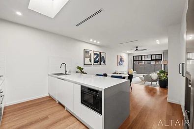 5 Maggie Scott Terrace, Whitlam, ACT 2611, 4 slaapkamers, 2 badkamers, House