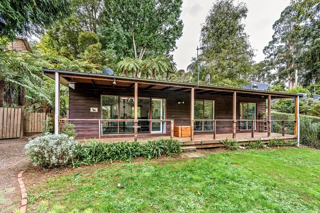 25 Menin Road, Monbulk, VIC 3793