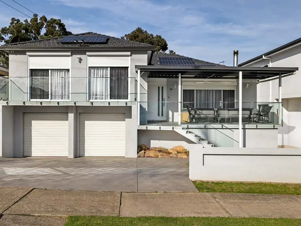 19 Cumberland Road, Greystanes, NSW 2145