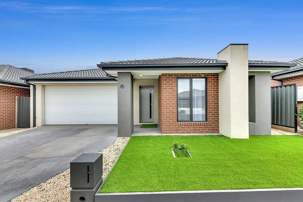 3 BEDROOM FAMILY HOME FOR RENT IN TARNEIT !!