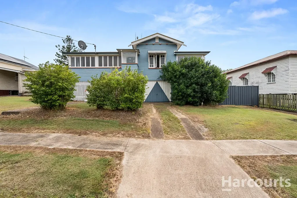 Brooweena 3 Bedroom Big Block, Beautiful Character, Great Value!