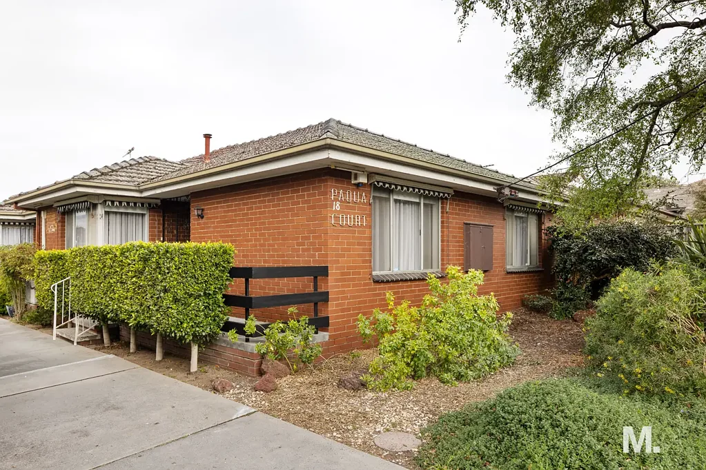 1/18 Schofield Street, Essendon, VIC 3040