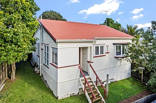 18A and 18 Ahiriri Avenue, Avondale, Avondale, Auckland City