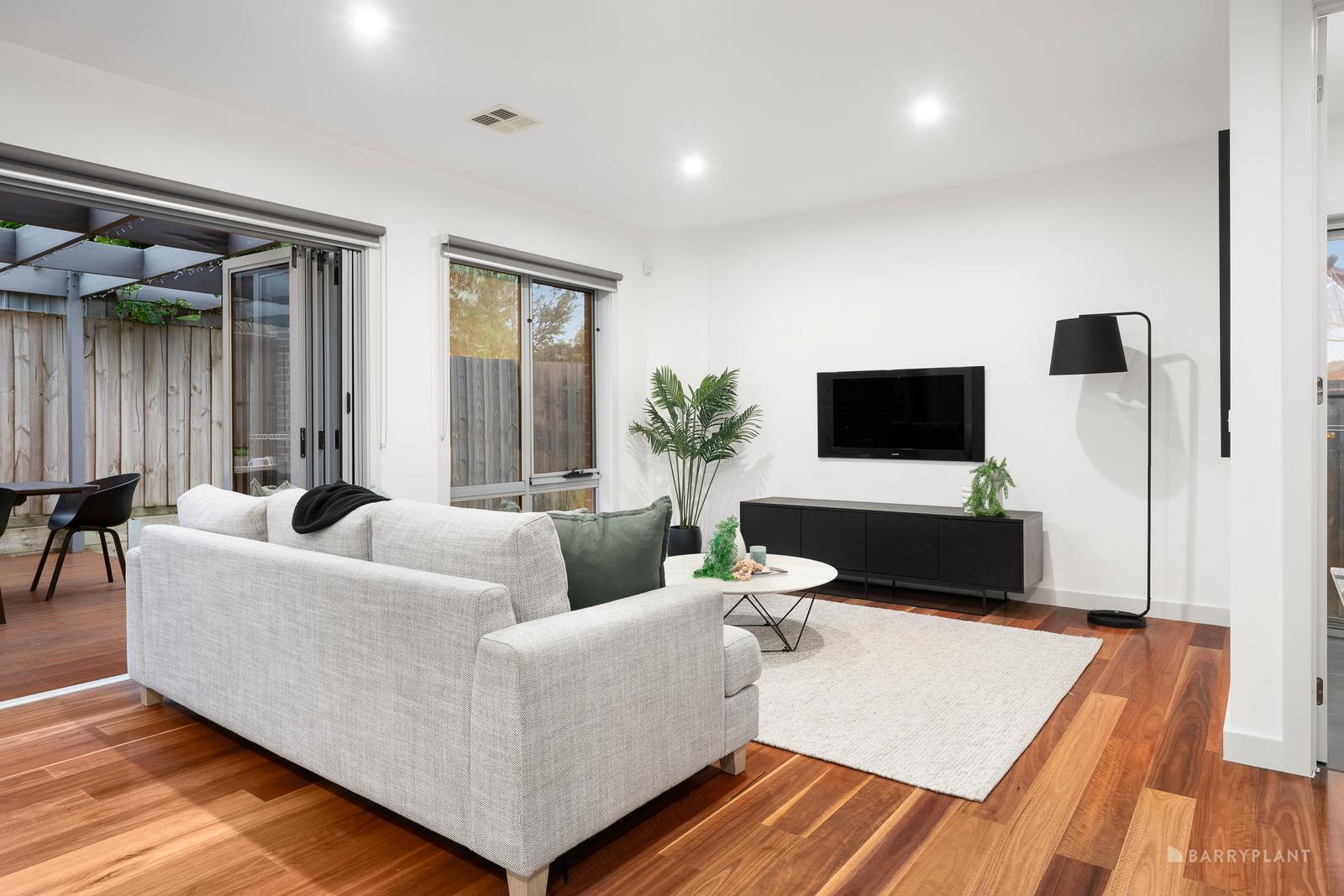 UNIT 3 12 GREVILLEA RD, DONCASTER EAST VIC 3109, 0 침실, 0 욕실, Townhouse