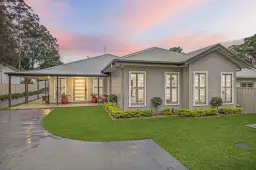 242 John Oxley Drive, Thrumster