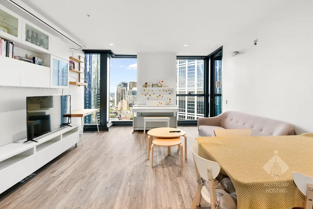 Fully Furnished 2-Bedroom, 2-Bathroom Apartment in Eporo Tower