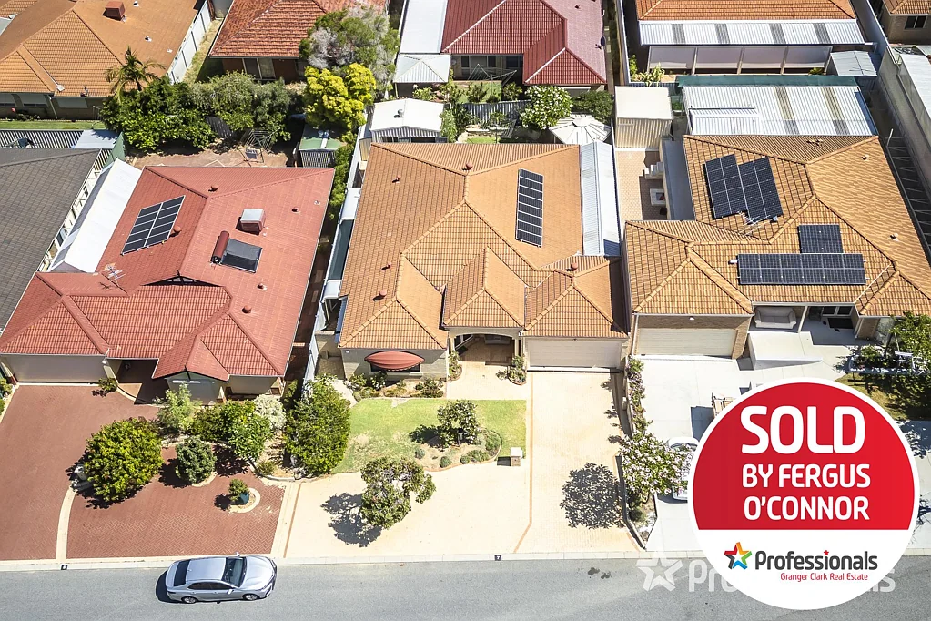7 Everest Way, Alexander Heights, WA 6064