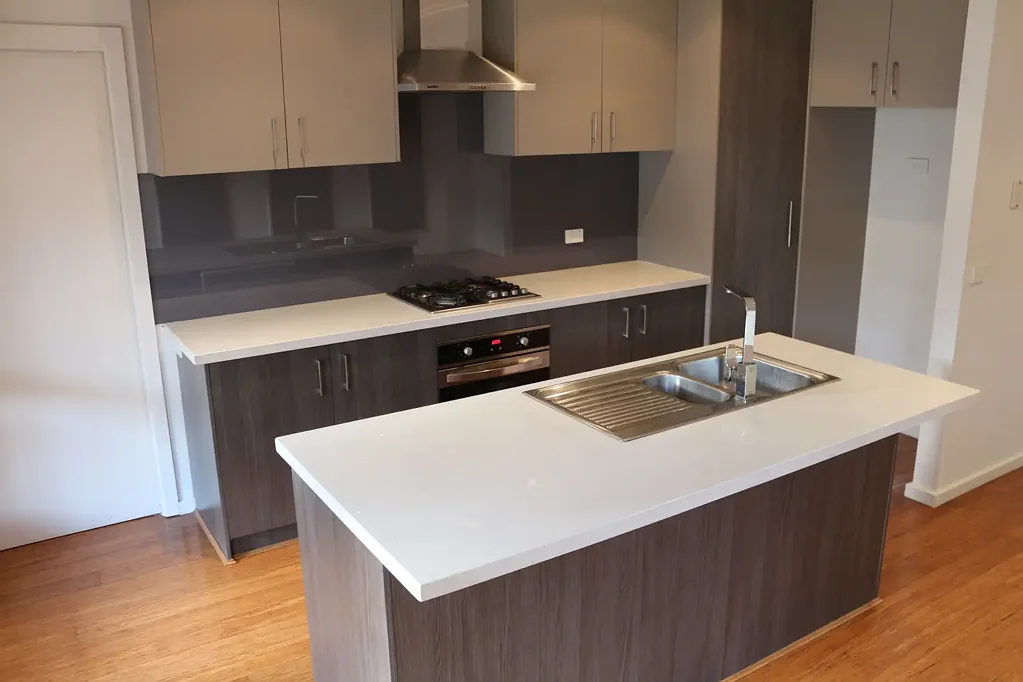 Modern Three Bedroom/Two Bathroom Property