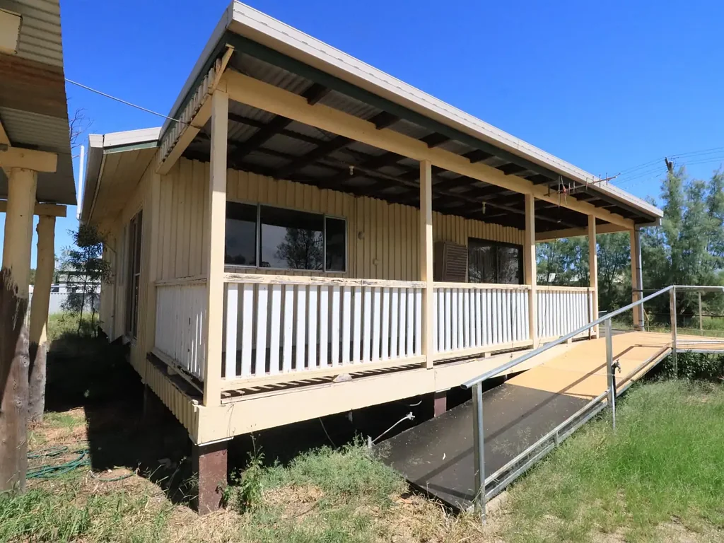 Yuleba 2 Bedroom A Diamond in the Rough in the Heart of Yuleba