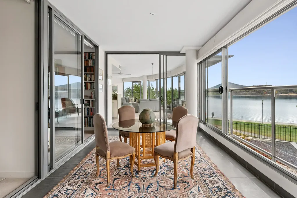 Kingston 3房  Panoramic Views of Lake Burley Griffin