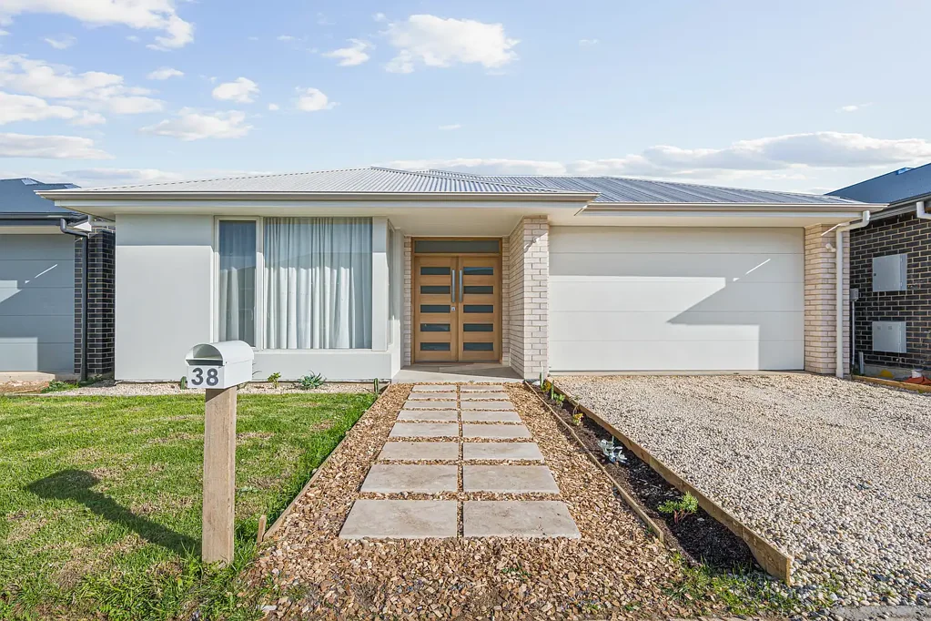 38 Ochre Drive, Aldinga Beach, SA 5173