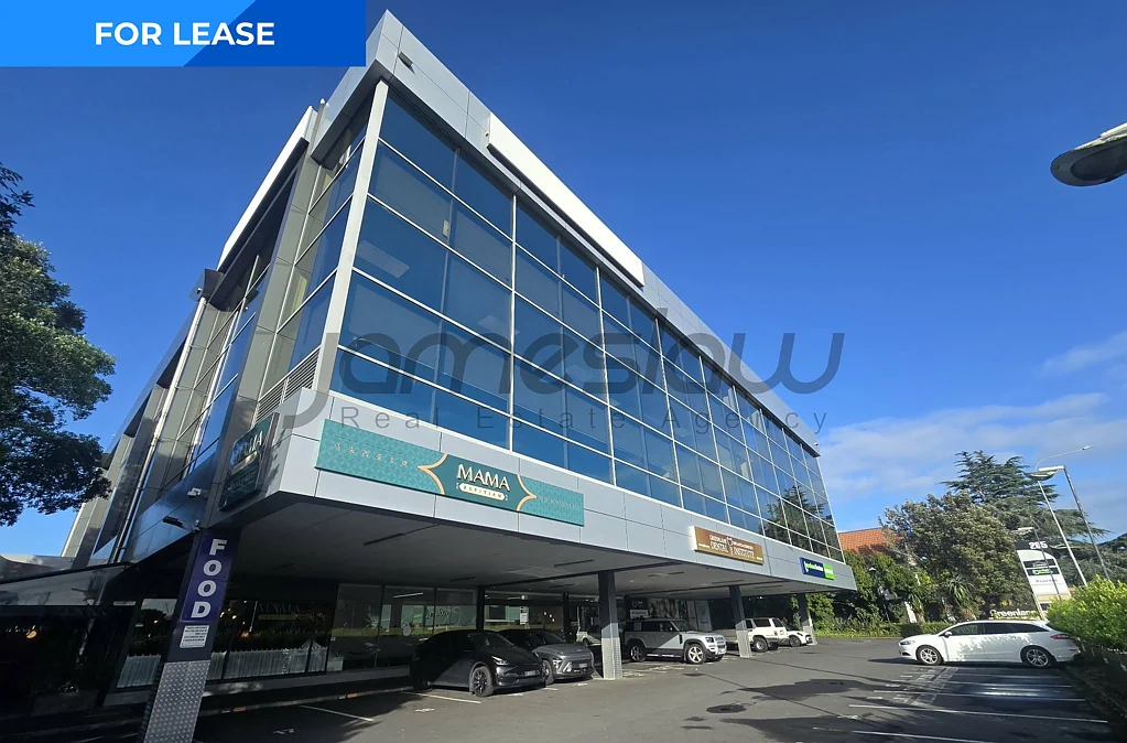 Greenlane Greenlane Central Office 323m2 + 8 car parks
