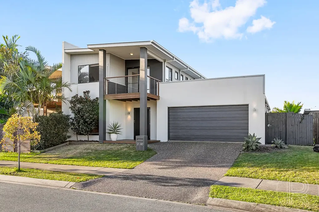 Mountain Creek 3બેડરૂમ House-Sized Duplex Perfectly Positioned in Brightwater