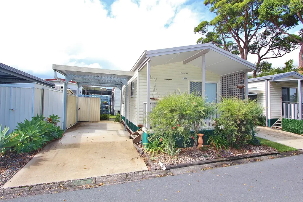 2/2 Arnott Street, Laurieton, NSW 2443