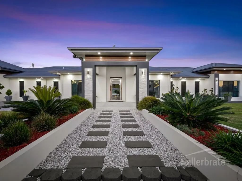 115-119 The Aspect, Buccan, QLD 4207