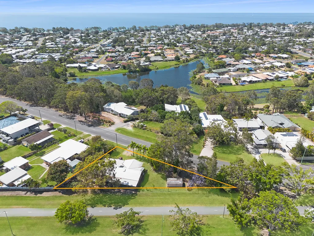 359 Torquay Terrace, Torquay, QLD 4655