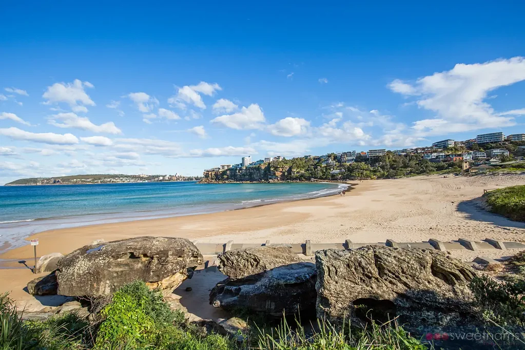 Breeze In, Bliss Out: Coastal Charm with a View