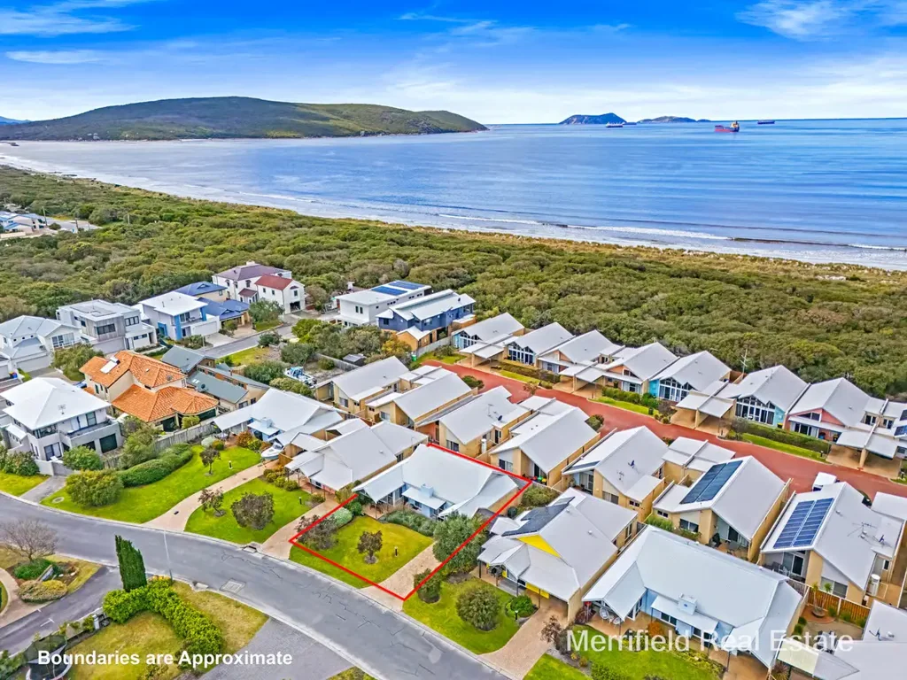 Collingwood Park 3Phòng ngủ A RARE TOURISM-ZONED RETREAT WITH LIFESTYLE & POTENTIAL