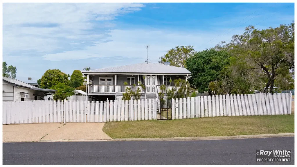 Charming Elevated Queenslander in the Heart of Wandal