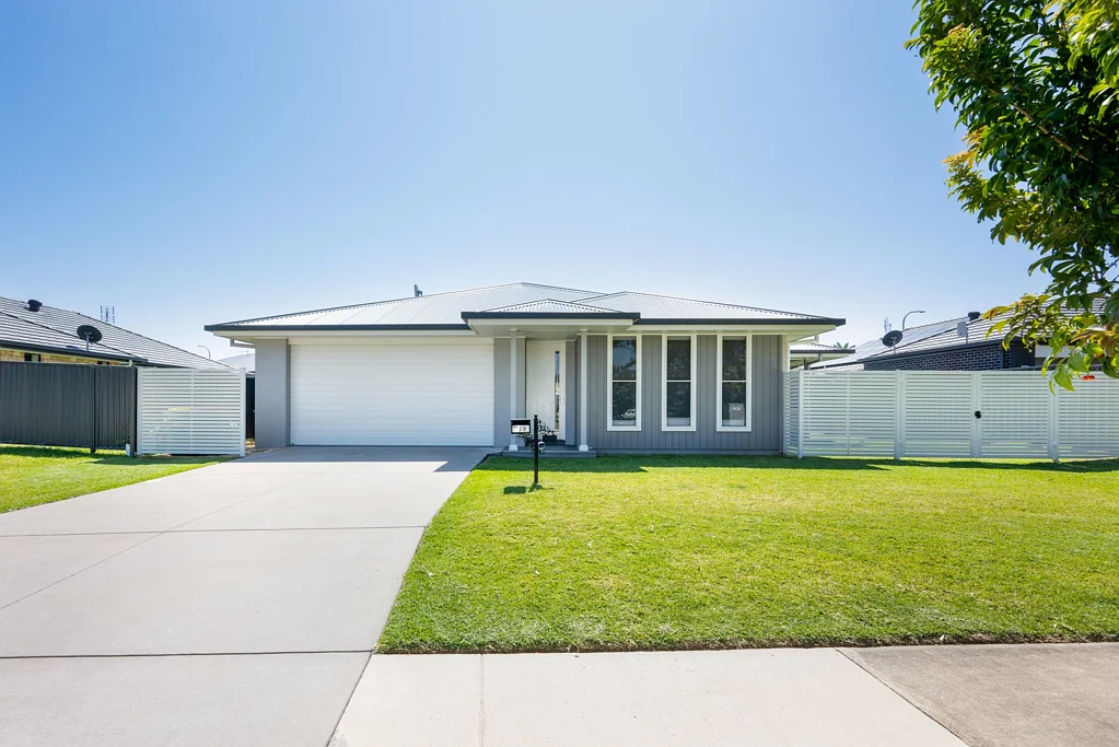 29 Flat Top Drive, Woolgoolga, NSW 2456