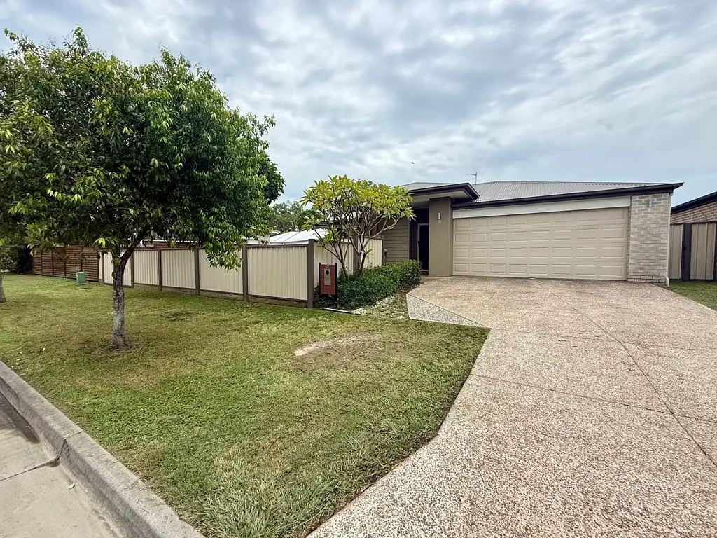 60 Brookside Cct, Ormeau, QLD 4208