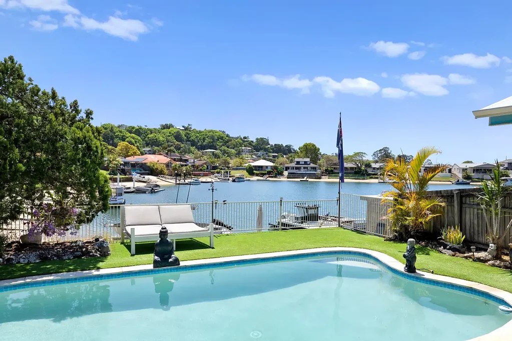 Banora Point 4침실 MOTIVATED SELLER - North-Facing Waterfront