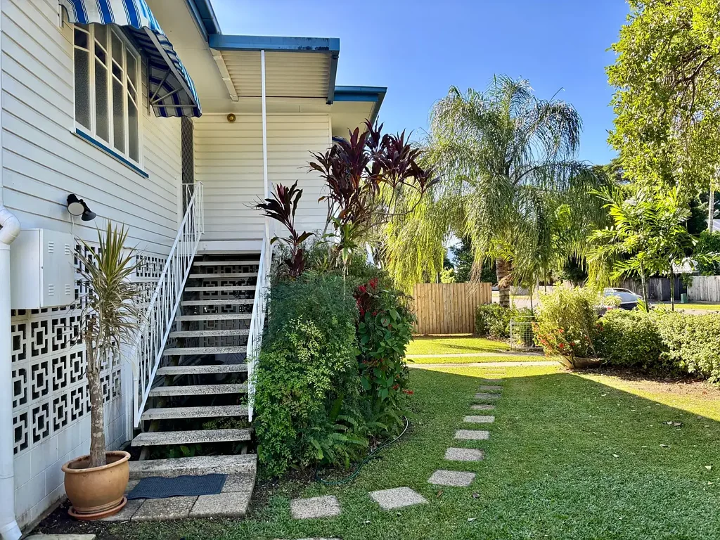 52 Balaclava Road, Earlville, QLD 4870